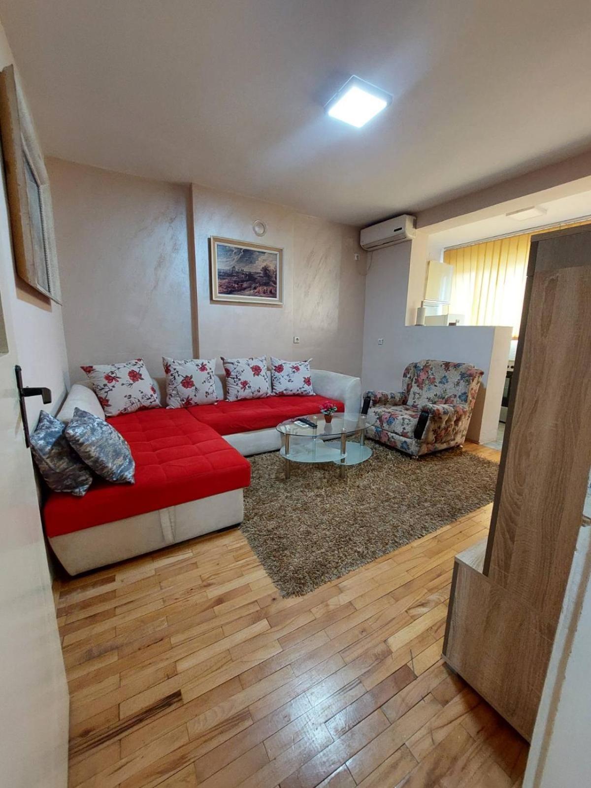 Apartment Vuk Подгорица Экстерьер фото